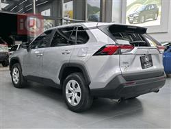 تۆیۆتا ڕاڤ 4